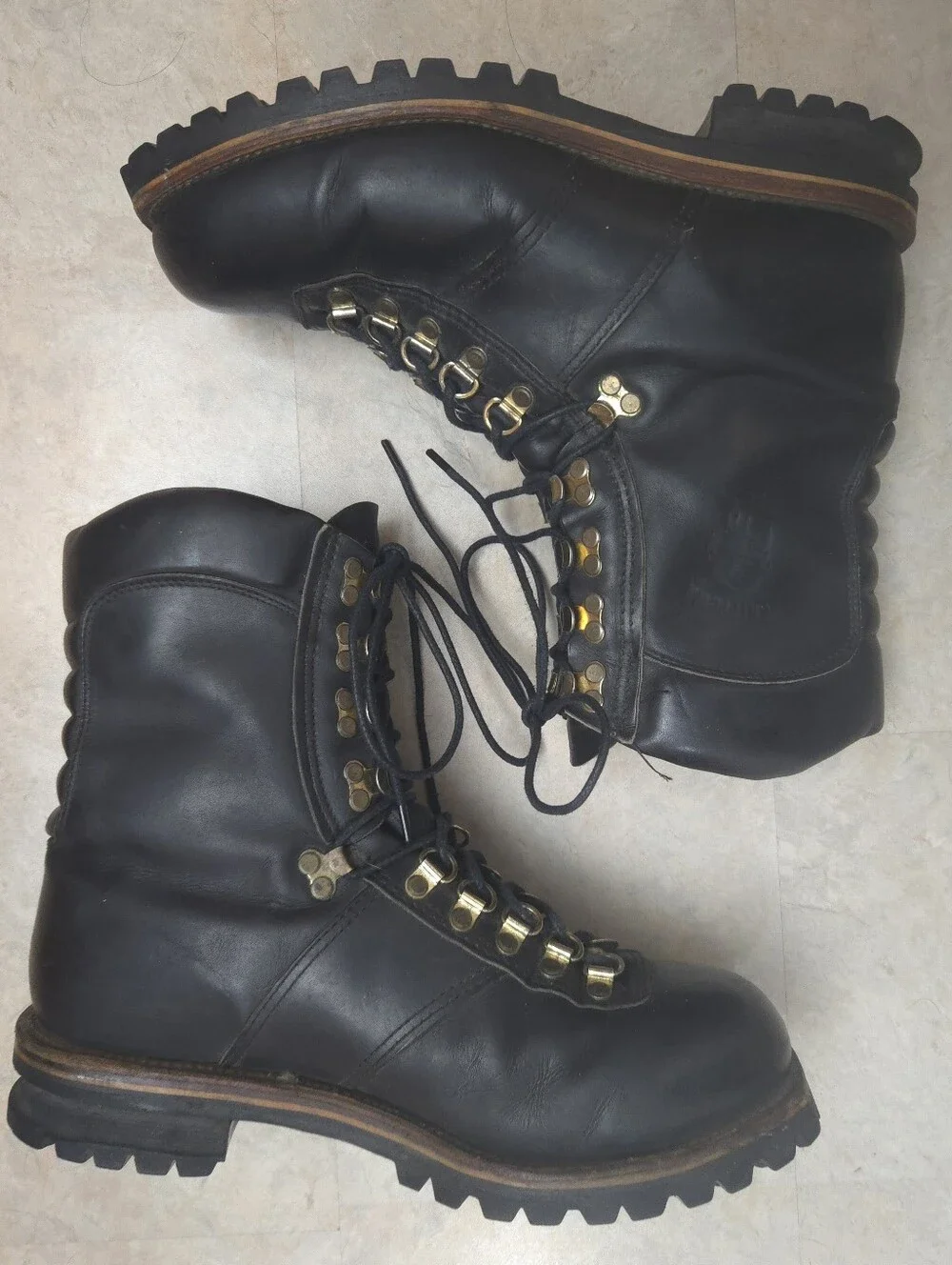 Chippewa Men's Leather Insulated Black Work Boots with Cream Lining Size 9.5
